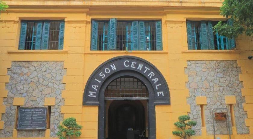 האנוי Ha Noi Vang Hotel Hoang Ngan מראה חיצוני תמונה