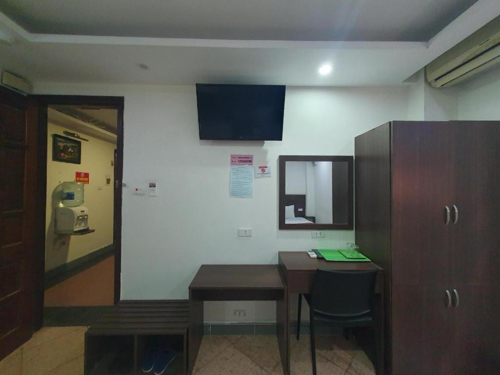 האנוי Ha Noi Vang Hotel Hoang Ngan מראה חיצוני תמונה
