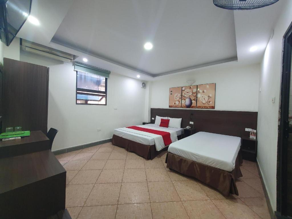 האנוי Ha Noi Vang Hotel Hoang Ngan מראה חיצוני תמונה