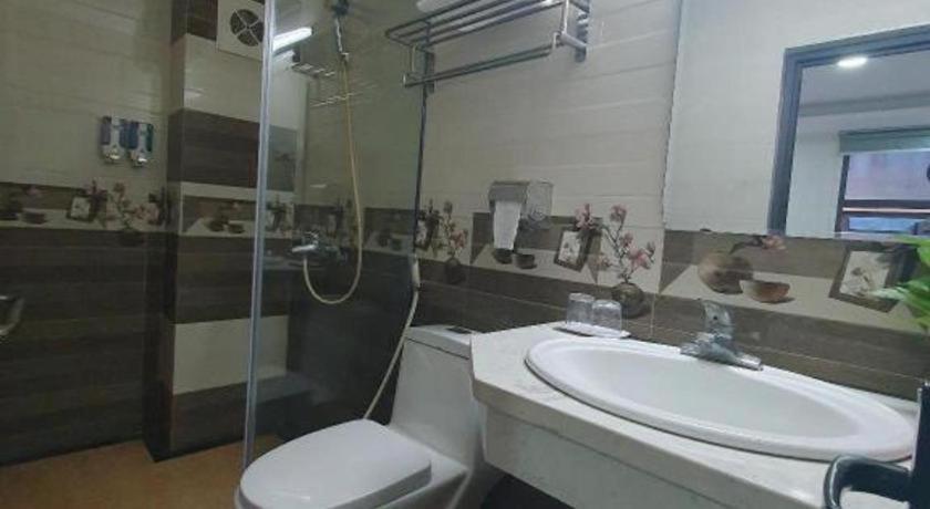 האנוי Ha Noi Vang Hotel Hoang Ngan מראה חיצוני תמונה